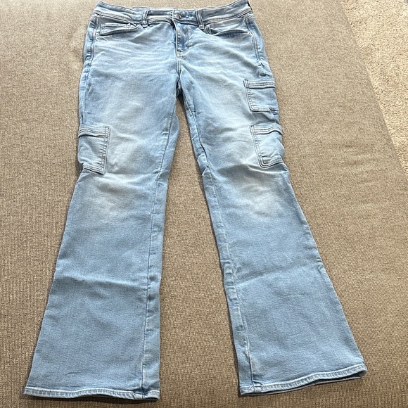 American Eagle Outfitters Denim - American Eagle Next Level Stretch Kick Boot Carpenter Pockets Light Wash Jeans